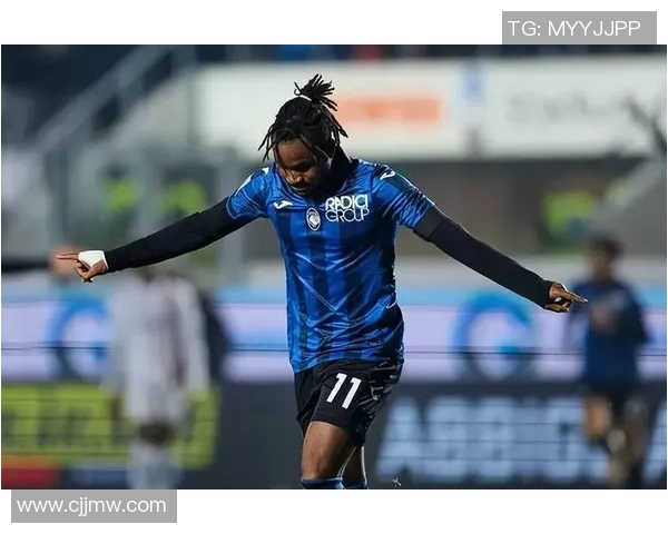 欧联杯惊天冷门里昂4-0狂胜巴萨上演帽子戏法引爆全场激情