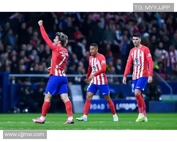 中超精彩对决波尔图与马竞战成平局补时进球引发全场狂欢 中超精彩对决波尔图与马竞战成平局补时进球引发全场狂欢