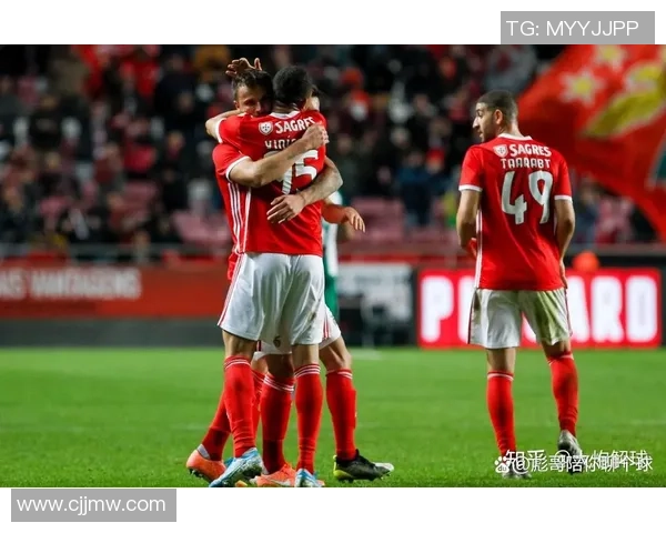 曼联友谊赛大胜波尔图五球狂潮补时进球点燃全场激情