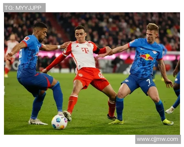 意甲焦点战拜仁逆转莱比锡争议判罚引发全场热议 意甲焦点战拜仁逆转莱比锡争议判罚引发全场热议