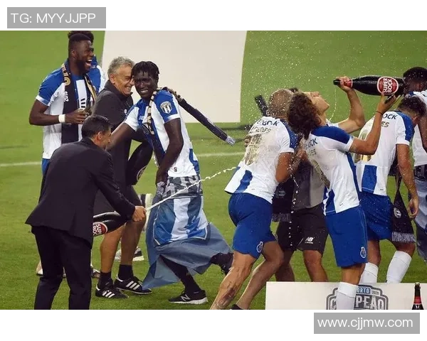 欧联杯精彩对决马竞与波尔图战成平局帽子戏法引发全场狂欢