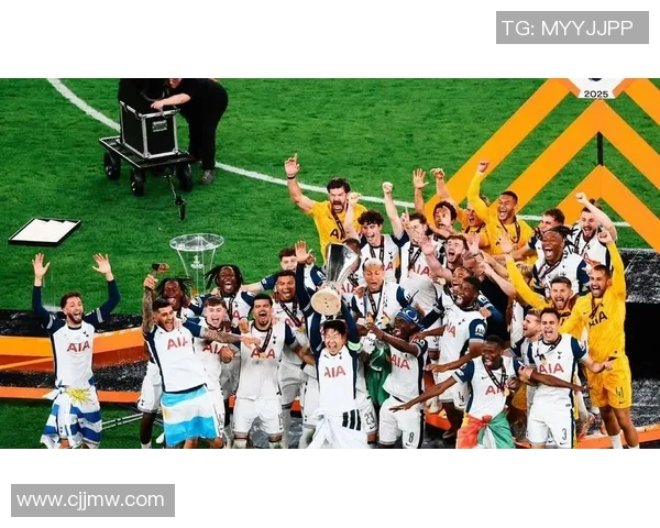 欧联杯激战热刺与切尔西相遇补时进球引发全场沸腾精彩集锦回顾