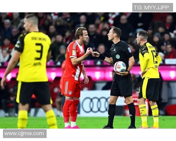 英超经典对决拜仁6-2逆袭巴萨神扑瞬间成比赛转折点战术解析