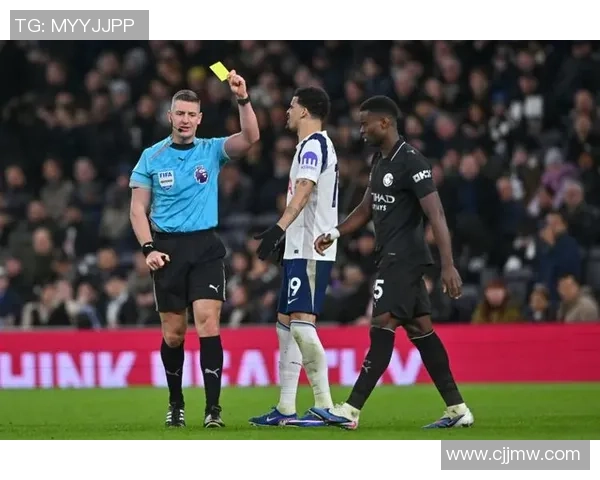 意甲热刺与巴黎圣日耳曼激战成平争议判罚引发全场热议